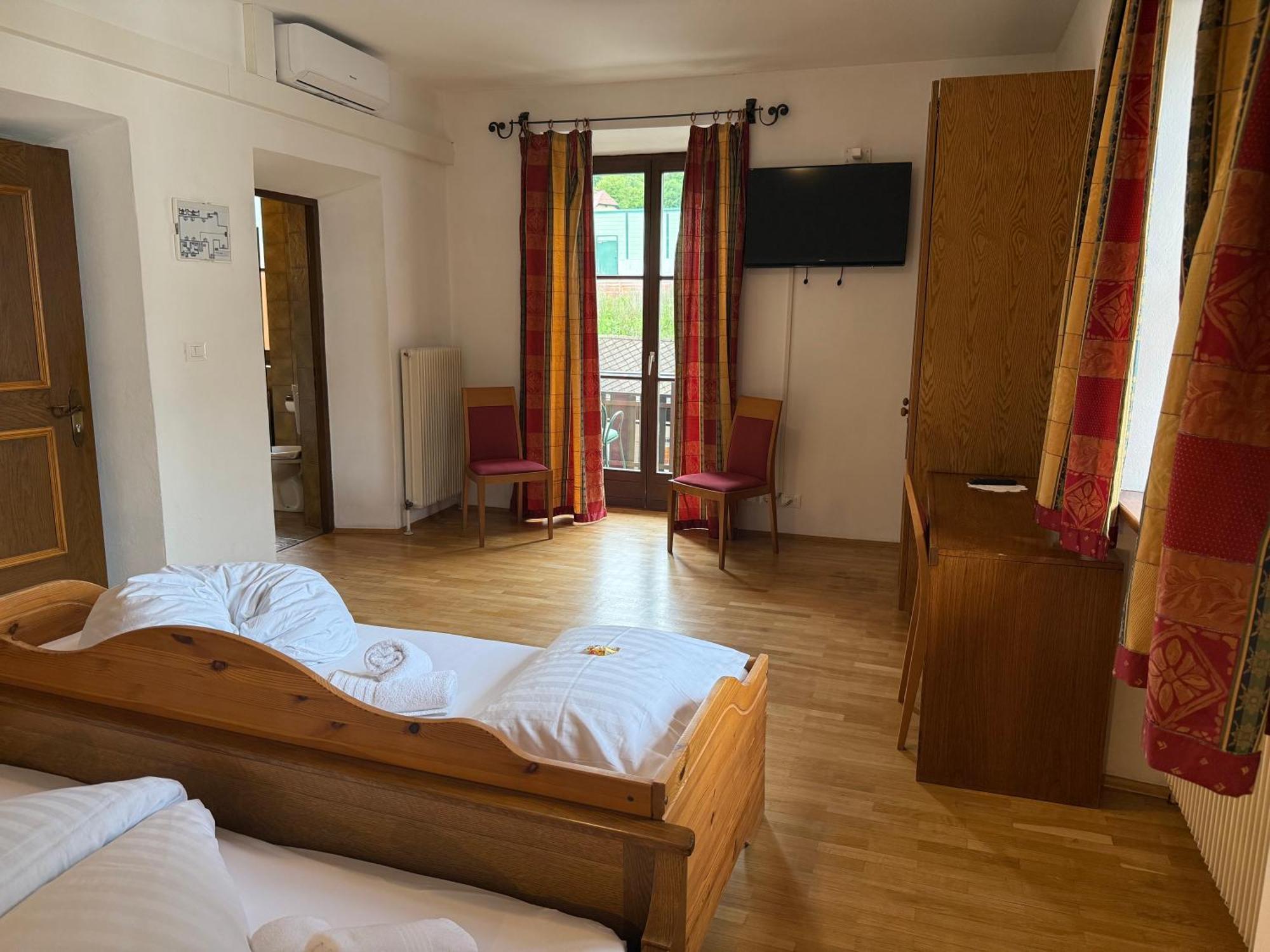 Gasthof Goldenes Lamm Vahrn Cameră foto